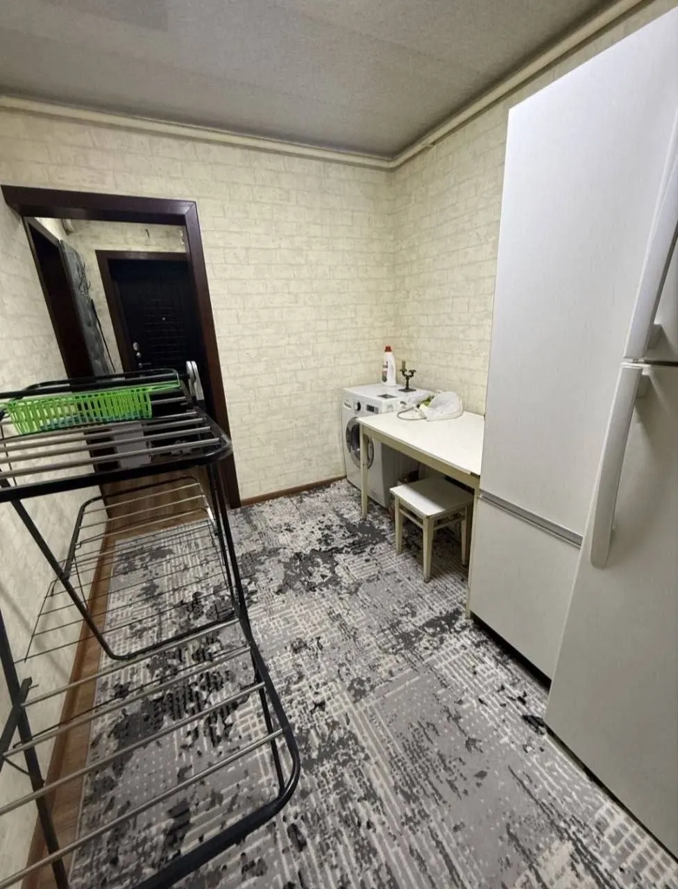 Sotiladi 1 xonali kvartira, 30 m², 2/4 qavat — Mirzo Ulugʻbek tumani