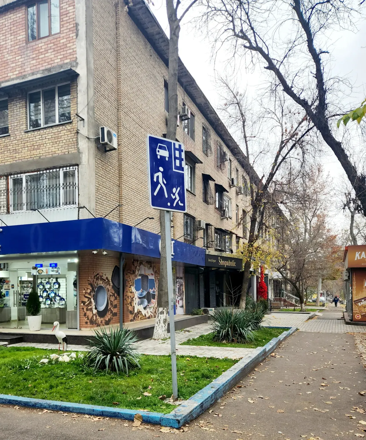 Сдаётся 3-комнатная квартира, 80 м², 2/4 этаж — Мирзо-Улугбекский район