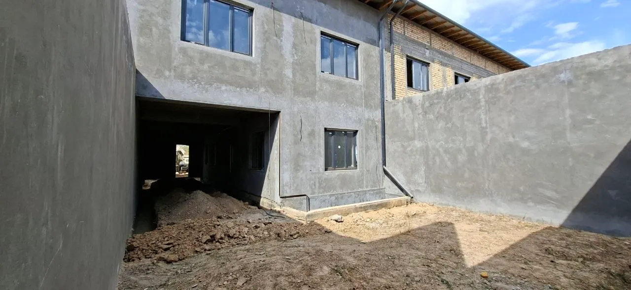 Продаётся 5-комнатный дом, 2 сот., 3 этажа — Кибрайский район