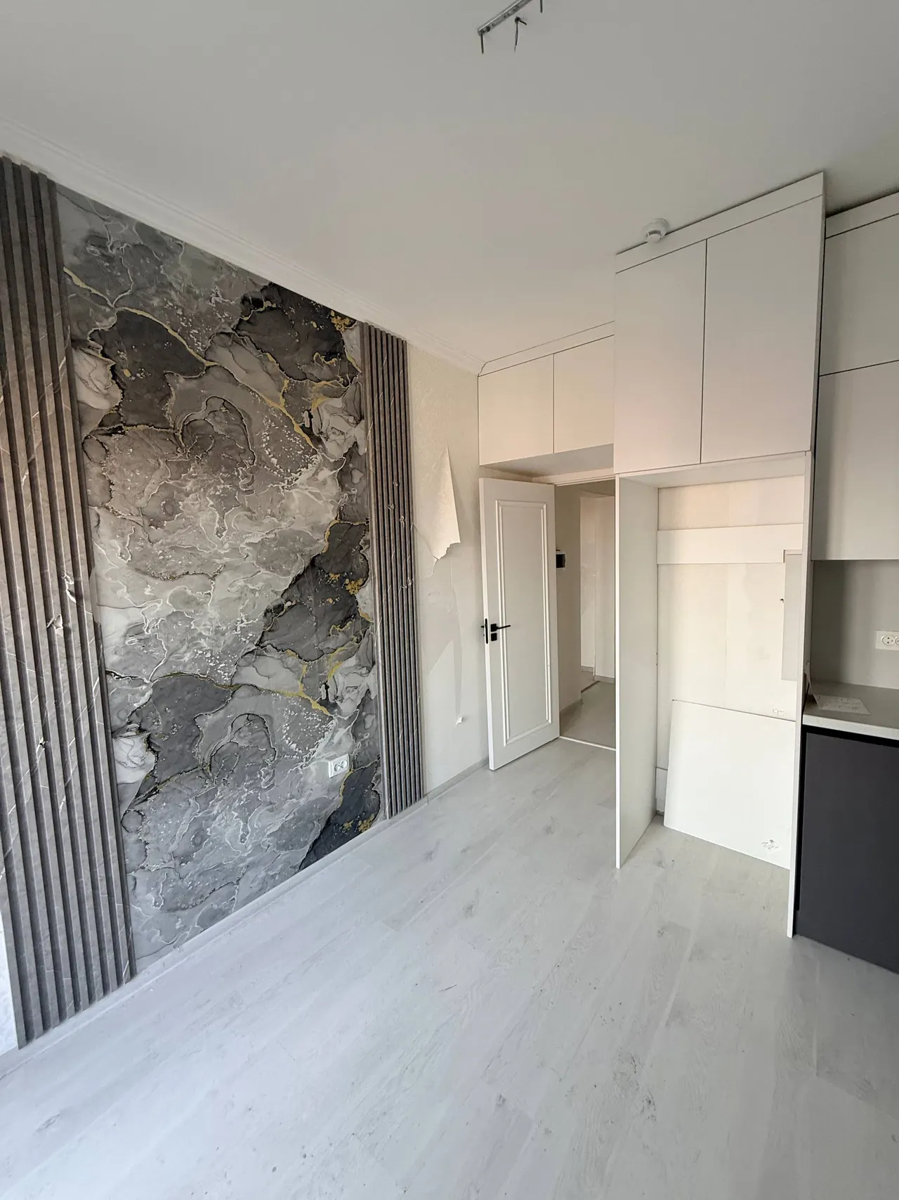 Продаётся 1-комнатная квартира, 38 м², 4/17 этаж — Бектемирский район