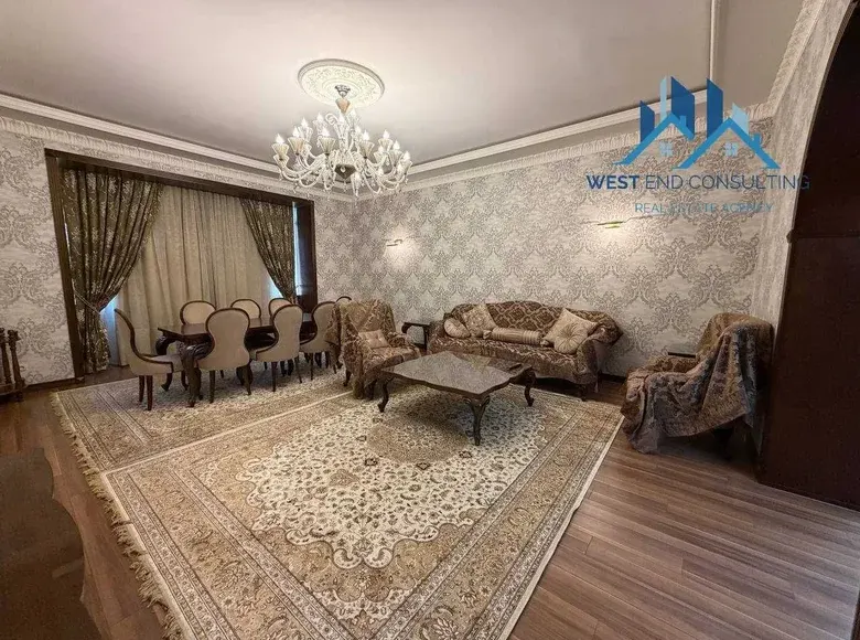 Сдаётся 3-комнатная квартира, 140 м², 1/8 этаж — Мирабадский район