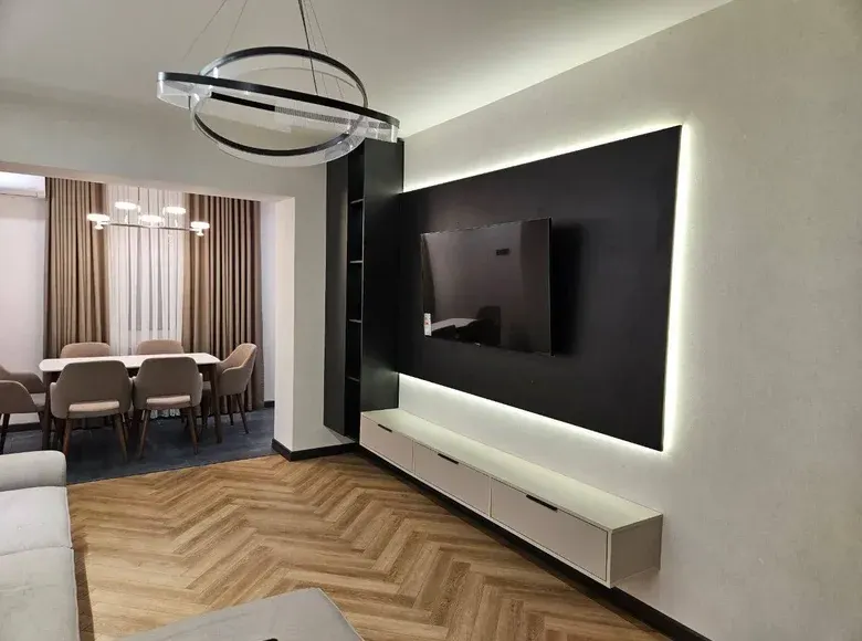 Сотилади 3 хонали квартира, 75 м², 4/4 қават — Мирзо Улуғбек тумани