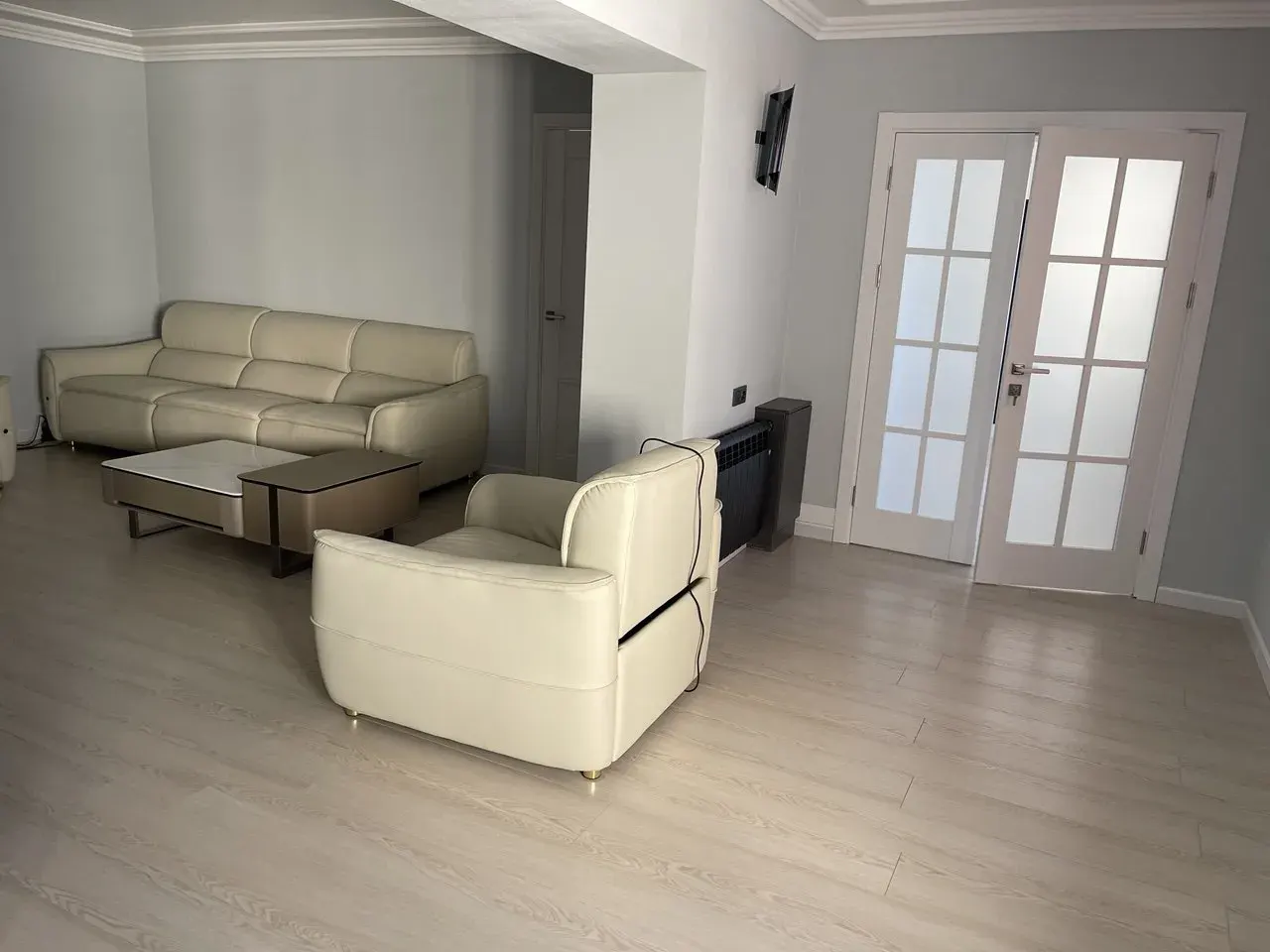 Сотилади 3 хонали квартира, 107 м², 4/5 қават — Мирзо Улуғбек тумани