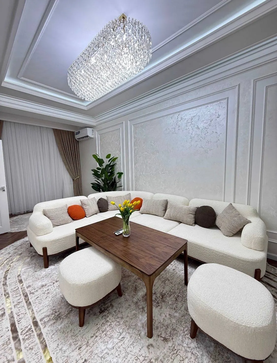 Ижарага берилади 2 хонали квартира, 56 м², 2/8 қават — Олмазор тумани