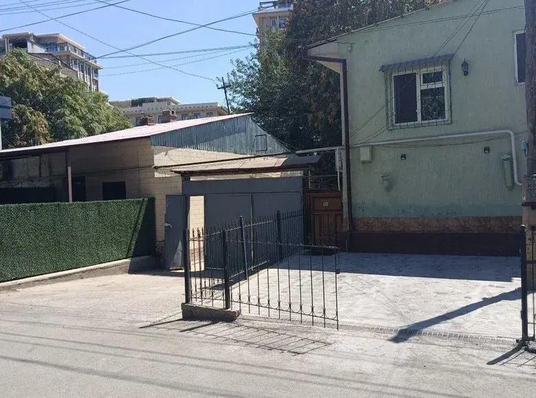 Продаётся 5-комнатный дом, 2.3 сот., 140 м² — Ташкент