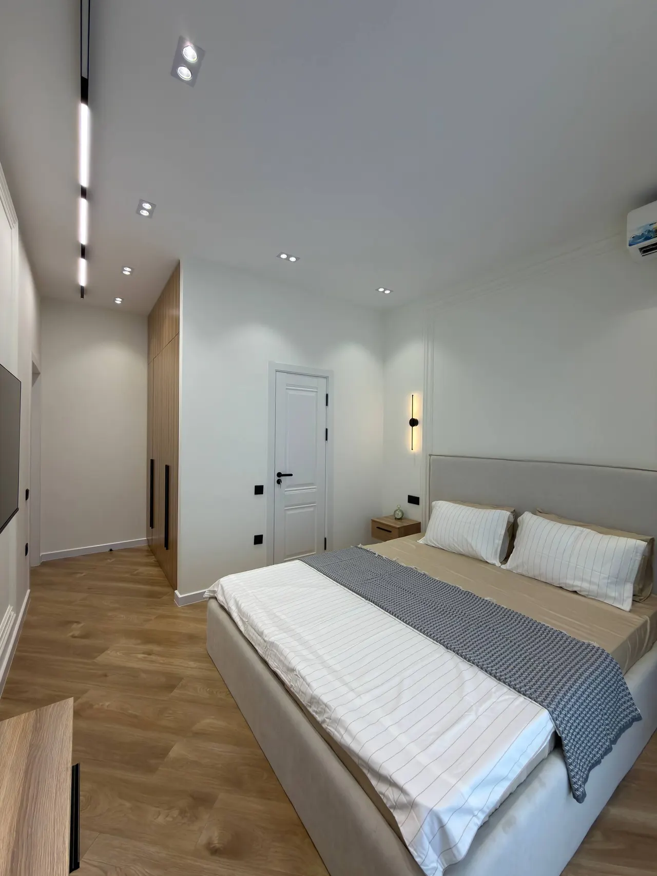 Продаётся 5-комнатная квартира, 121 м², 3/12 этаж — Шайхантахурский район