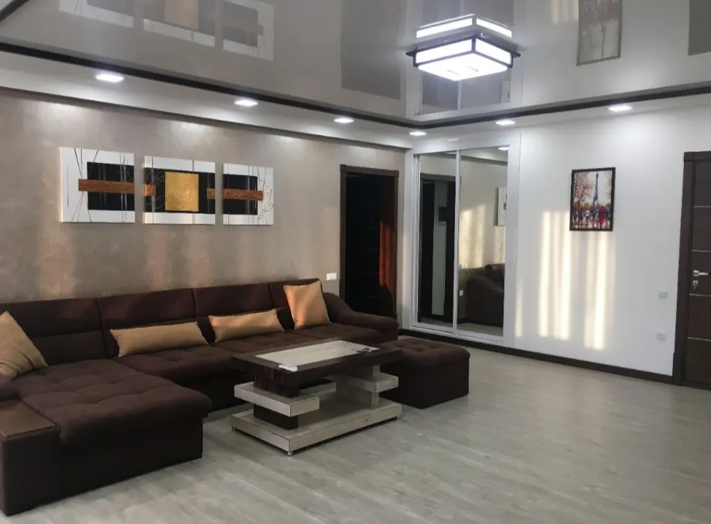 Сдаётся 2-комнатная квартира, 100 м², 3/9 этаж — Шайхантахурский район