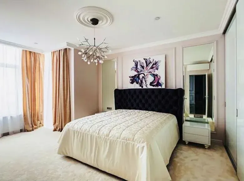Ижарага берилади 3 хонали квартира, 130 м², 2/8 қават — Юнусобод тумани