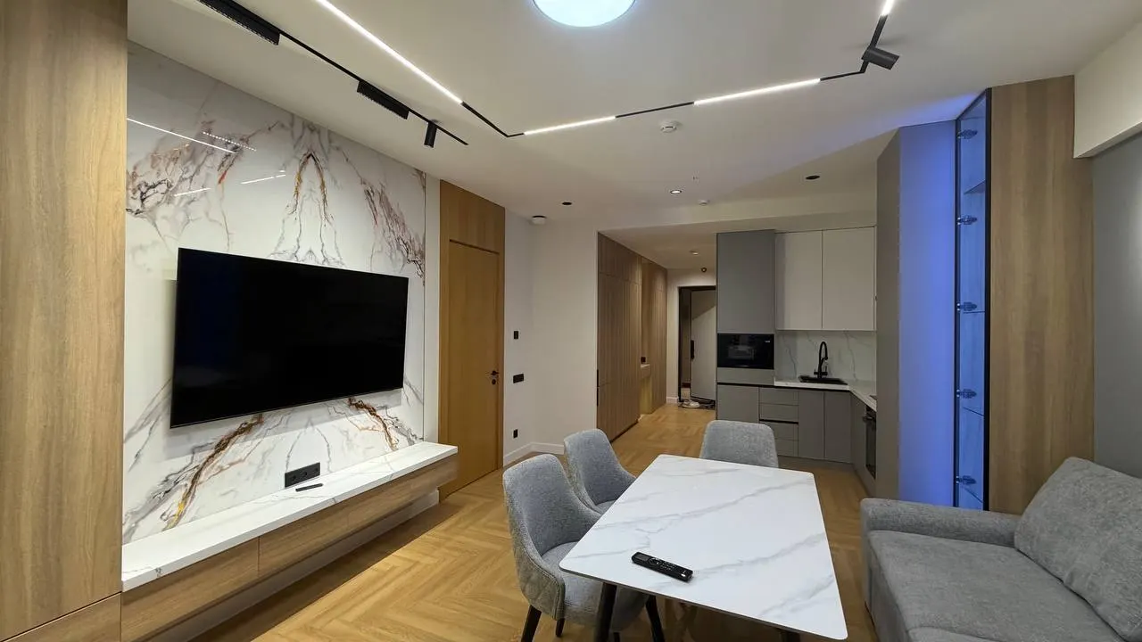 Продаётся 2-комнатная квартира, 55 м², 20/25 этаж — Шайхантахурский район