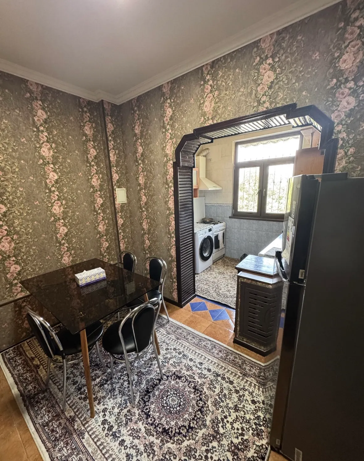 Сдаётся 2-комнатная квартира, 100 м², 2/5 этаж — Юнусабадский район