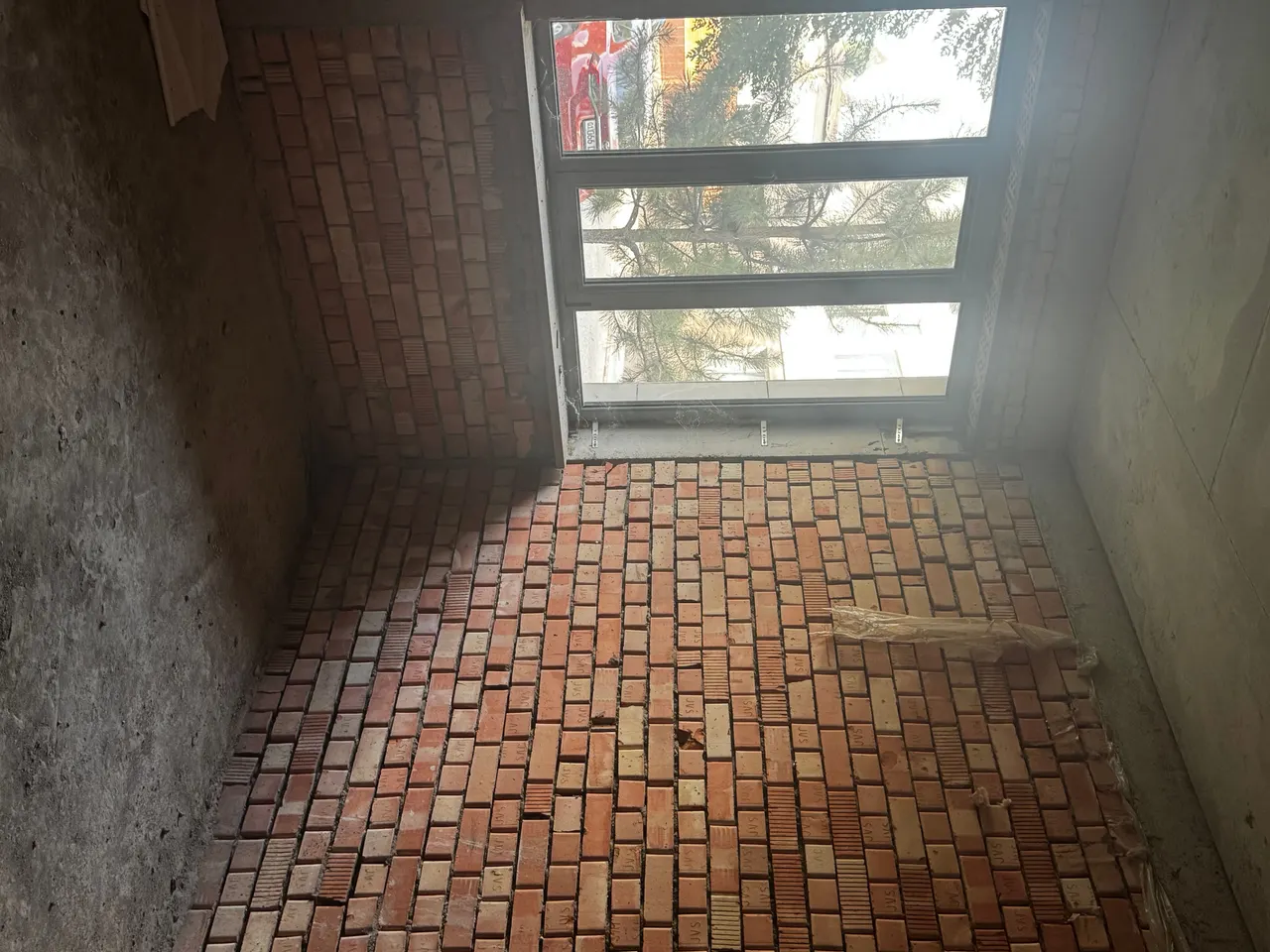 Sotiladi 4 xonali kvartira, 112 m², 1/6 qavat — Shayxontohur tumani