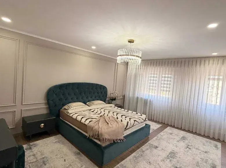 Sotiladi 4 xonali kvartira, 130 m², 9/9 qavat — Yunusobod tumani