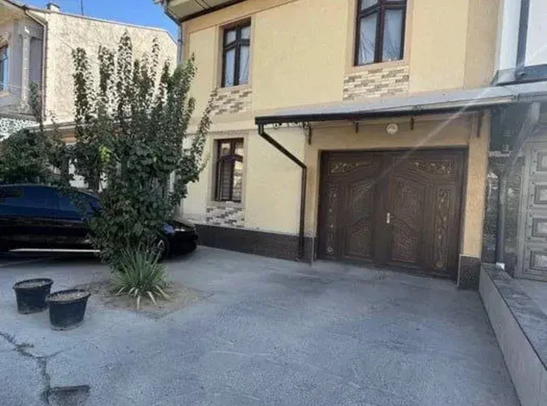 Сотилади 6 хонали ҳовли уй, 2.5 сотих, 250 м² — Тошкент шаҳри