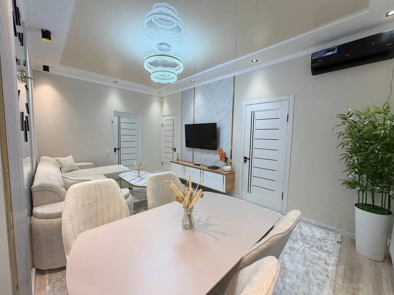 Сотилади 2 хонали квартира, 50 м², 1/50 қават — Чилонзор тумани