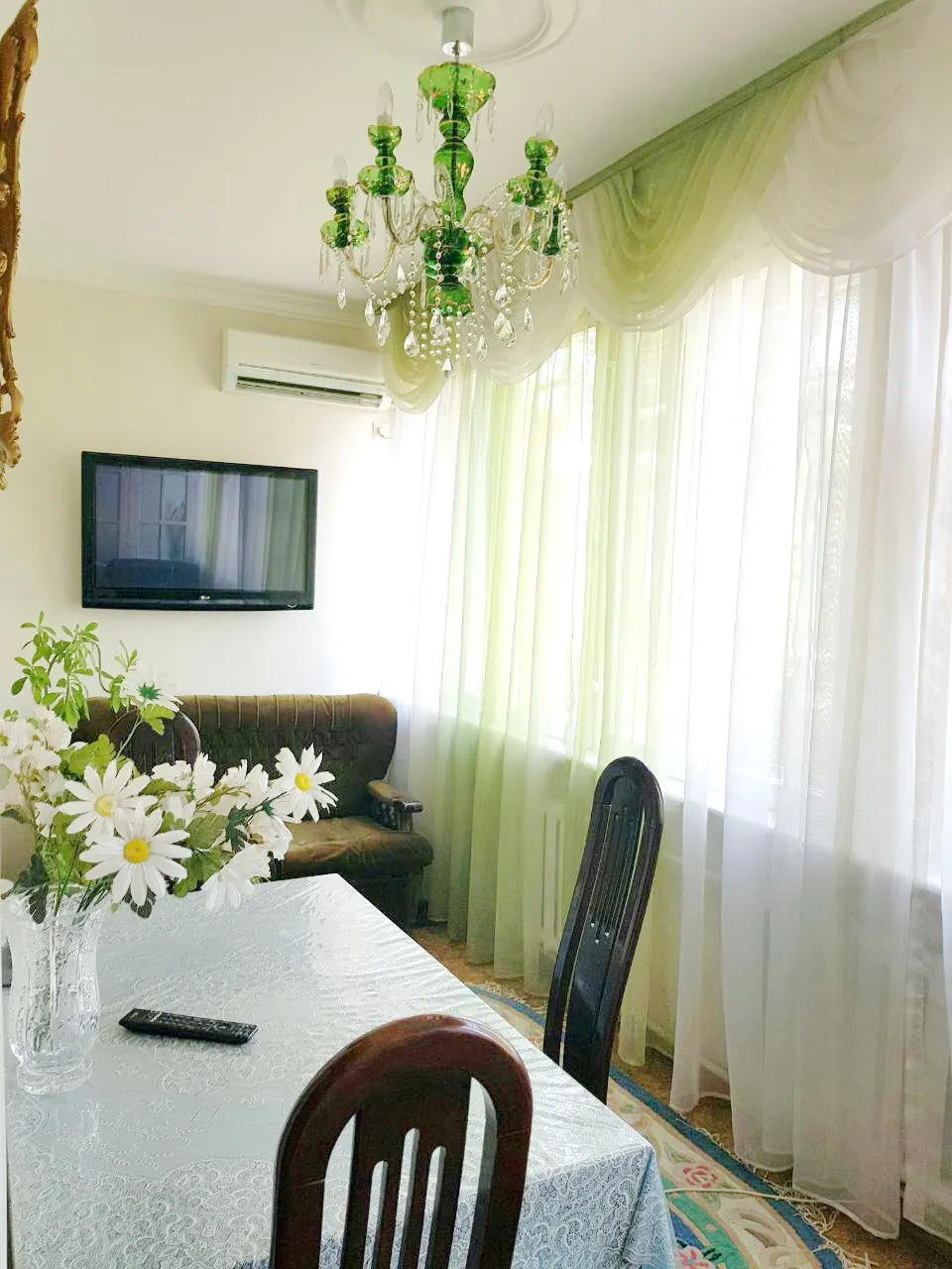 Сдаётся 4-комнатная квартира, 100 м², 4/4 этаж — Мирзо-Улугбекский район