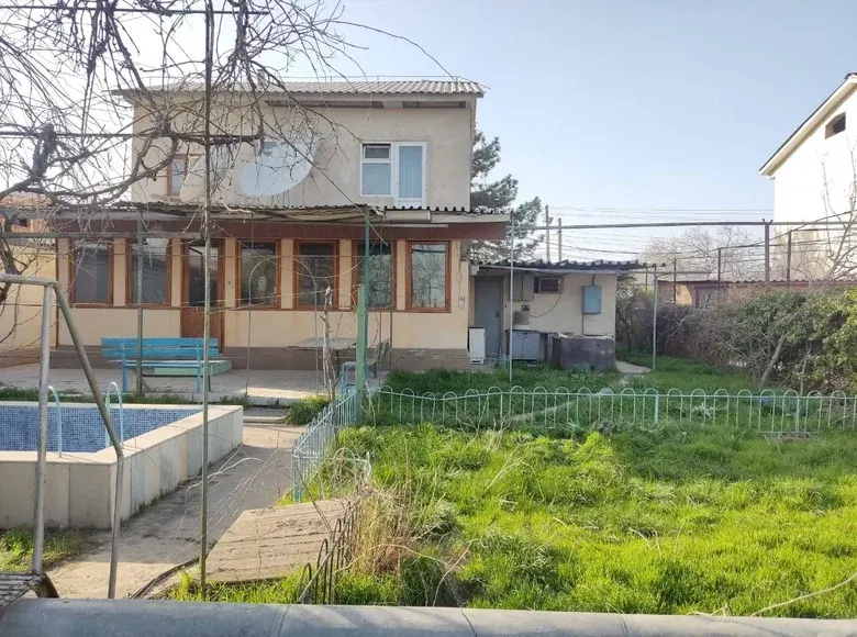 Сотилади 5 хонали ҳовли уй, 7.4 сотих, 160 м² — Янгиҳаёт тумани