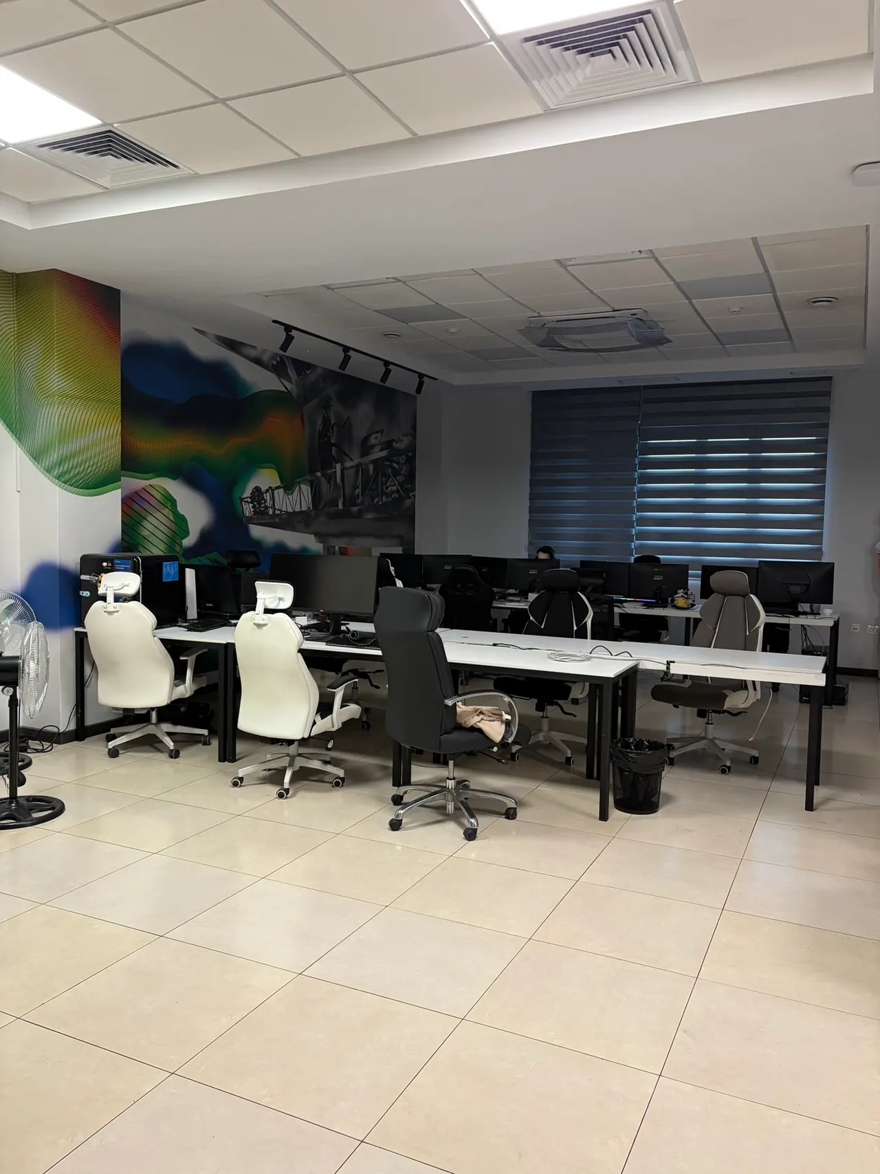 Сдаётся коммерческое помещение, 1479 м² — Яккасарайский район