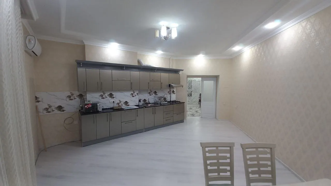 Сдаётся 4-комнатная квартира, 180 м², 6/8 этаж — Мирзо-Улугбекский район