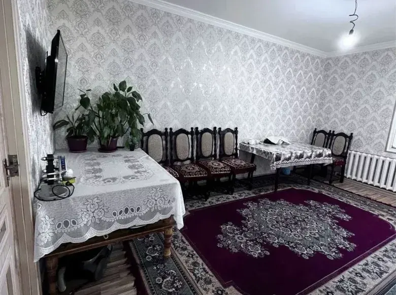 Сотилади 2 хонали квартира, 65 м², 4/4 қават — Сергели тумани