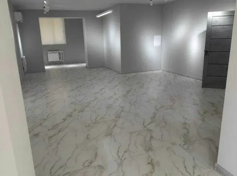 Сдаётся коммерческое помещение, 87 м², 1/4 этаж — Юнусабадский район