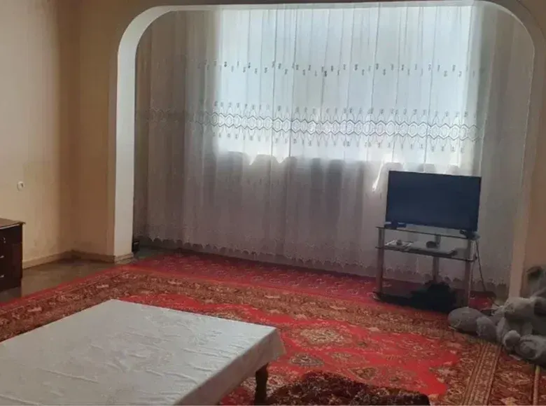 Сотилади 1 хонали квартира, 2/4 қават — Чилонзор тумани