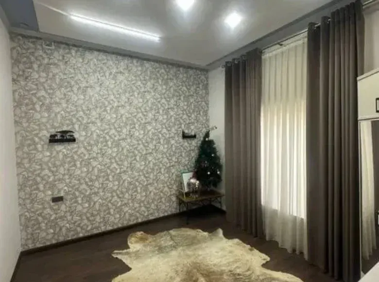 Сдаётся 5-комнатный дом, 250 м² — Юнусабадский район