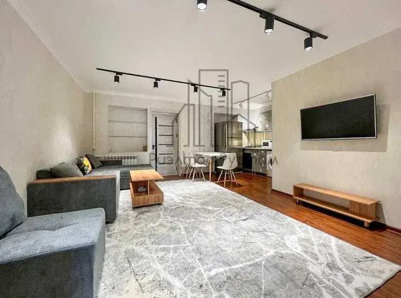 Sotiladi 2 xonali kvartira, 55 m², 3/5 qavat — Mirzo Ulugʻbek tumani