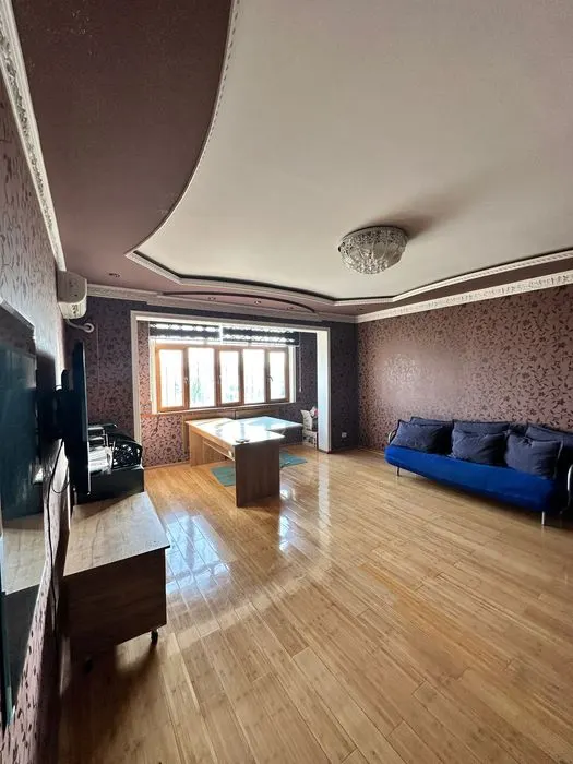 Сдаётся 2-комнатная квартира, 65 м², 8/9 этаж — Мирабадский район