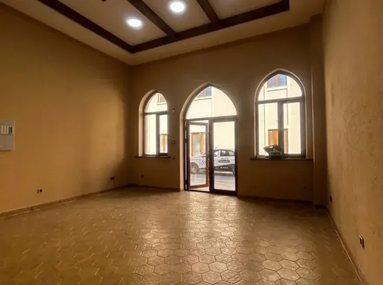 Сдаётся коммерческое помещение, 30 м², 1/2 этаж — Шайхантахурский район