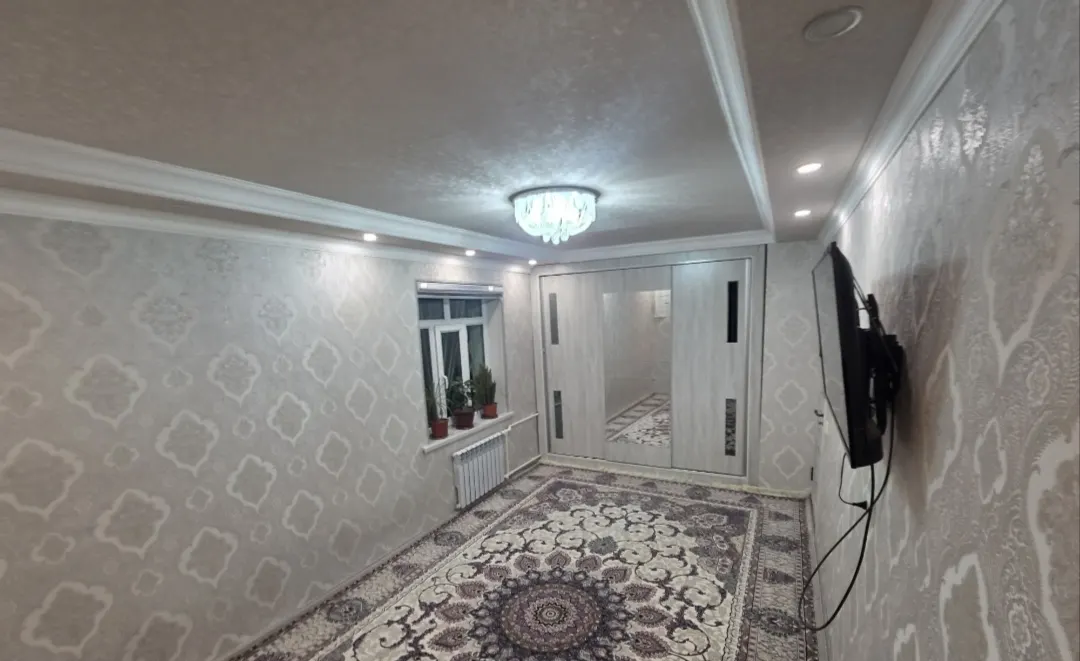 Сотилади 2 хонали квартира, 42 м², 2/5 қават — Учтепа тумани