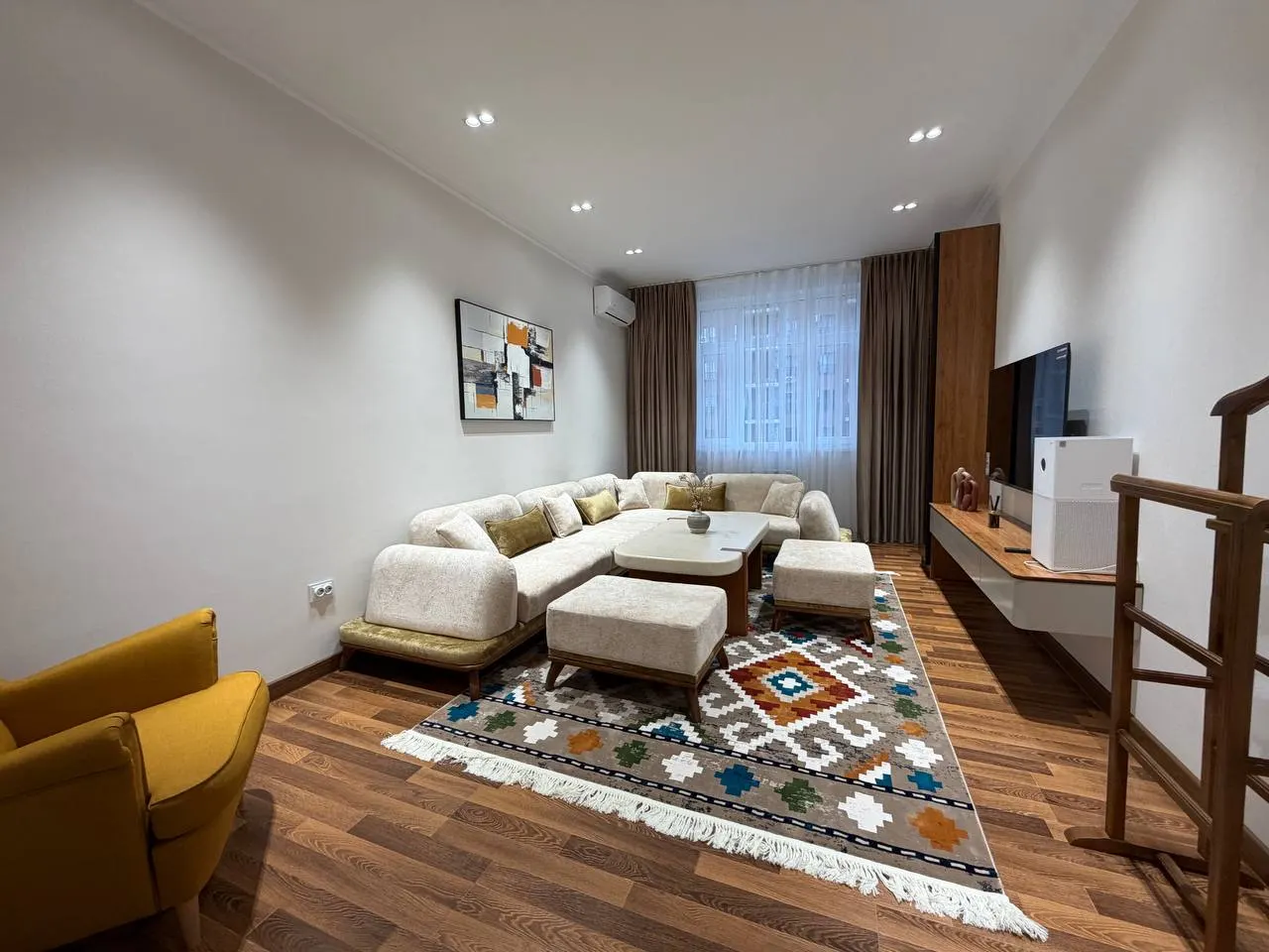 Sotiladi 3 xonali kvartira, 74 m², 3/9 qavat — Yashnobod tumani