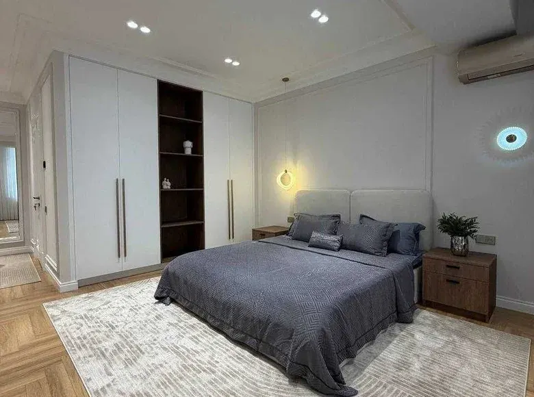 Сотилади 4 хонали квартира, 156 м², 6/9 қават — Миробод тумани