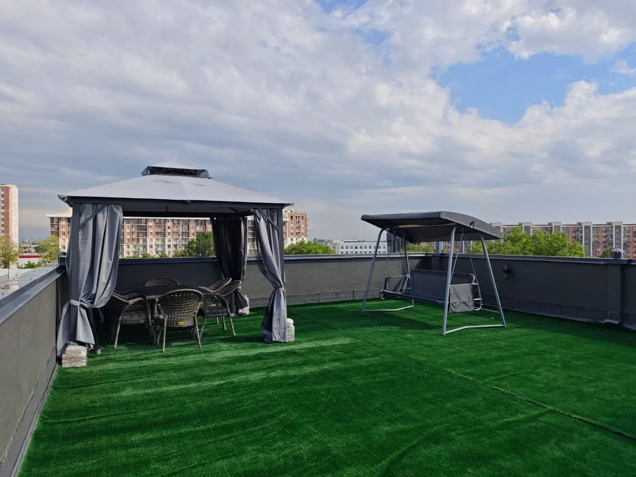 Сдаётся 5-комнатный дом, 2.8 сот., 210 м², 3/3 этаж — Яшнабадский район