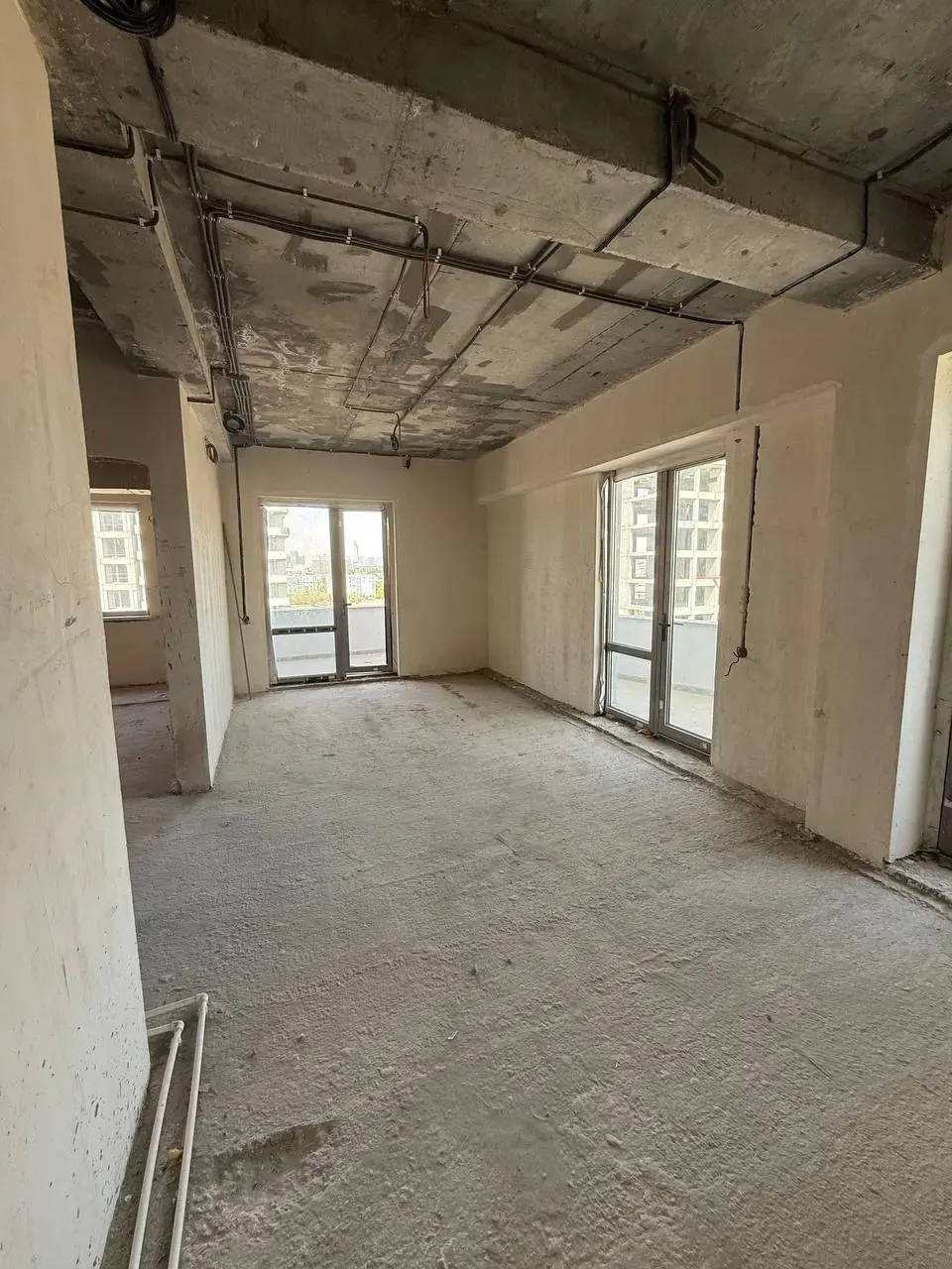 Sotiladi 2 xonali kvartira, 61.6 m², 11/16 qavat — Yakkasaroy tumani
