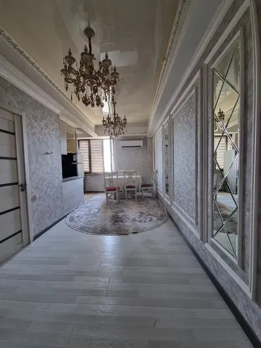 Сдаётся 6-комнатная квартира, 135 м², 8/8 этаж — Чиланзарский район