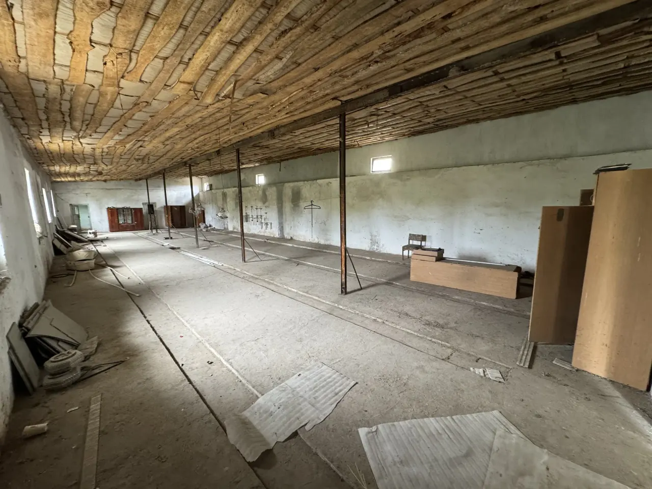 Ижарага берилади тижорат биноси, 700 м² — Зангиота тумани
