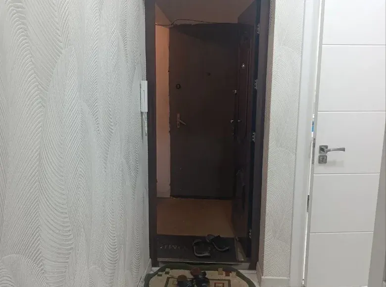 Сдаётся 1-комнатная квартира, 30 м², 1/9 этаж — Мирабадский район