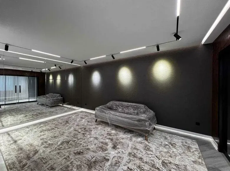 Сотилади 3 хонали квартира, 105 м², 3/4 қават — Мирзо Улуғбек тумани