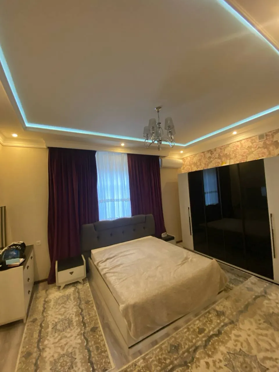 Ijaraga beriladi 6 xonali hovli uy, 3.5 sotix, 2/2 qavat — Sergeli tumani
