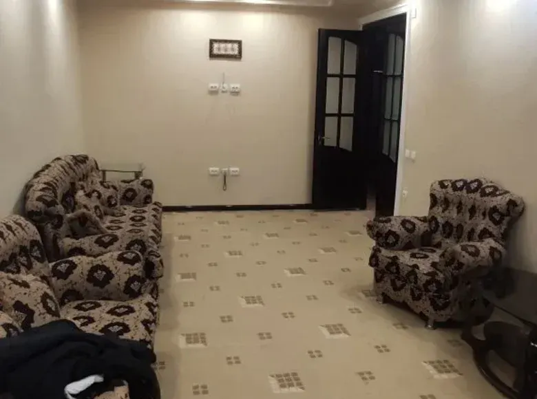 Сотилади 4 хонали квартира, 77 м², 1/4 қават — Юнусобод тумани