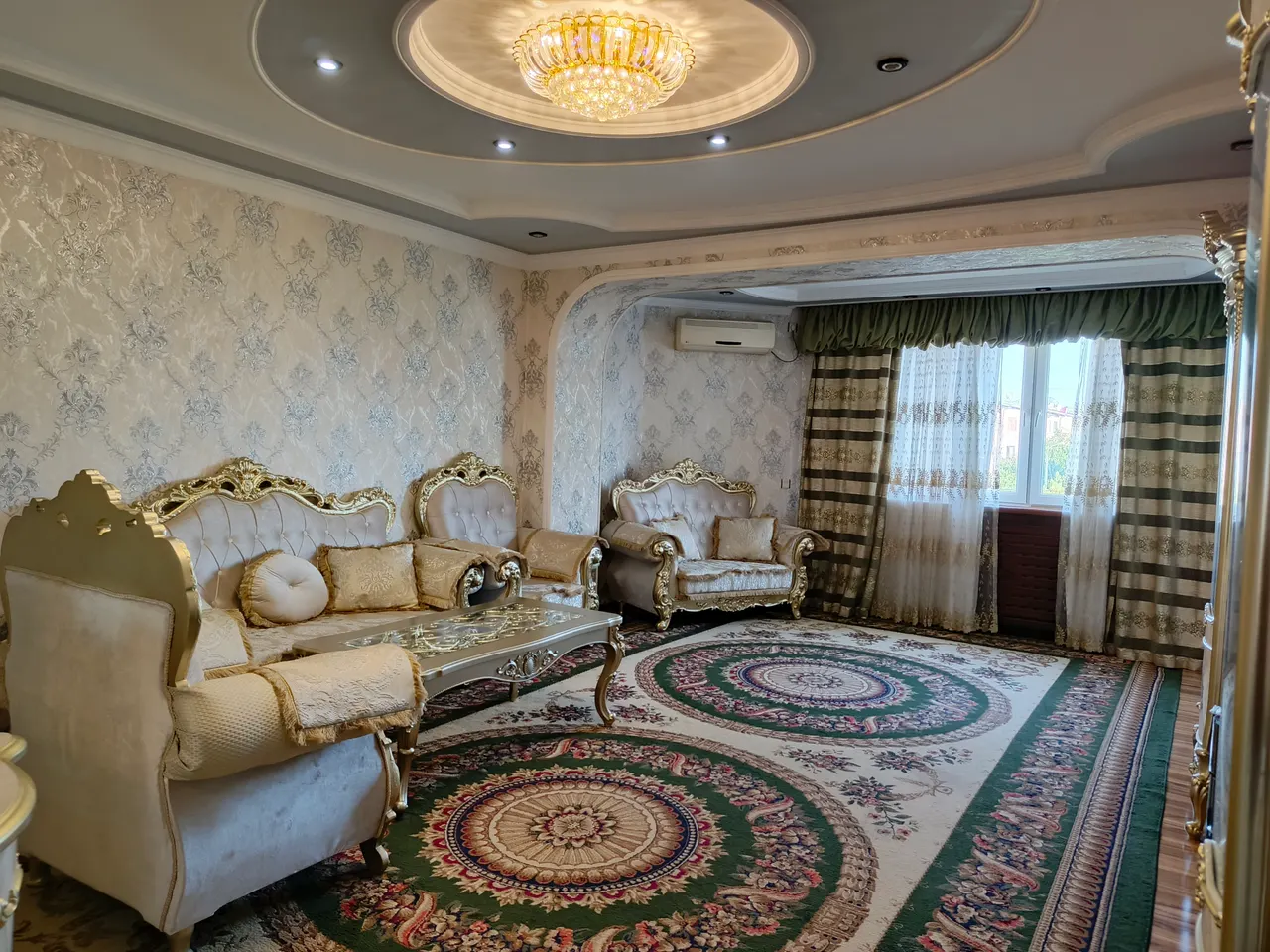 Сотилади 4 хонали квартира, 120 м², 4/4 қават — Чилонзор тумани