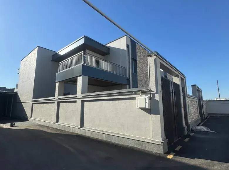 Продаётся 6-комнатный дом, 3.6 сот., 340 м² — Сергелийский район