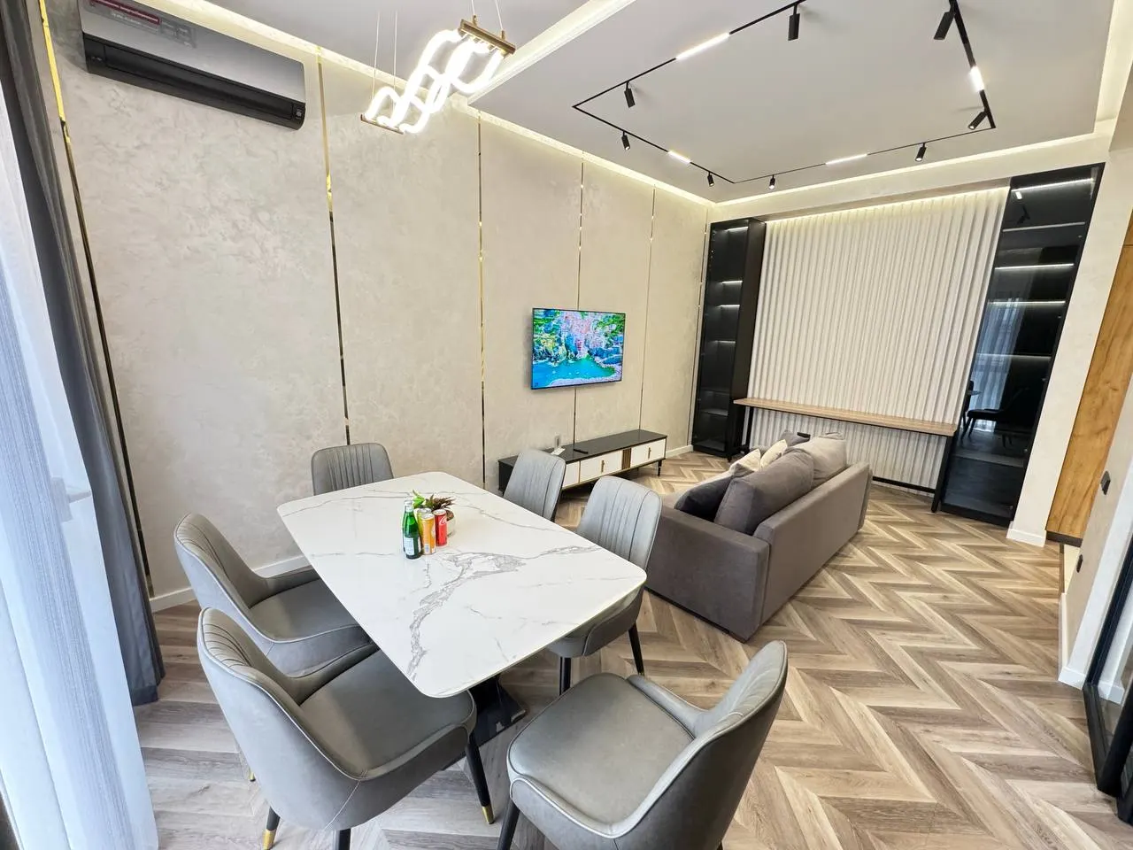 Продаётся 2-комнатная квартира, 63 м², 4/12 этаж — Мирабадский район