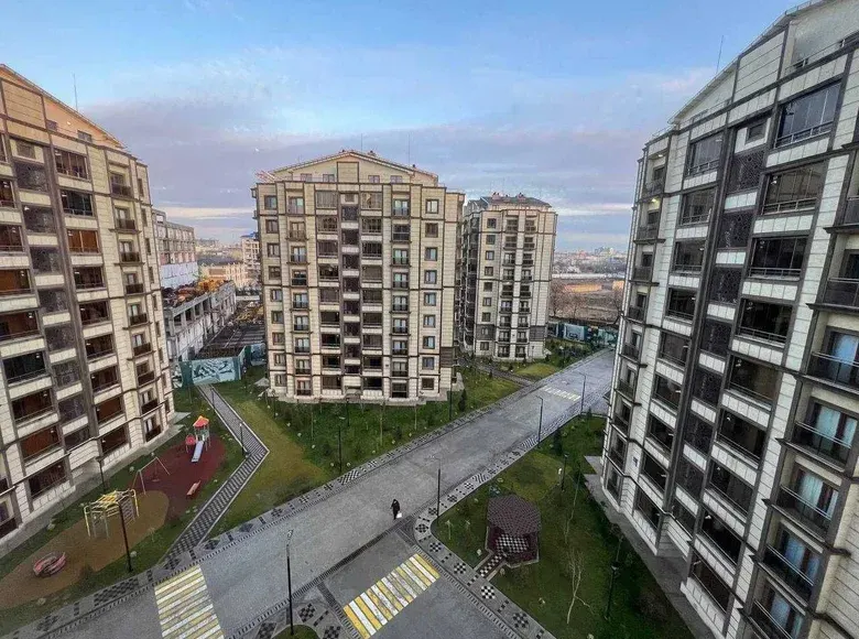 Sotiladi 3 xonali kvartira, 82 m², 3/9 qavat — Yunusobod tumani