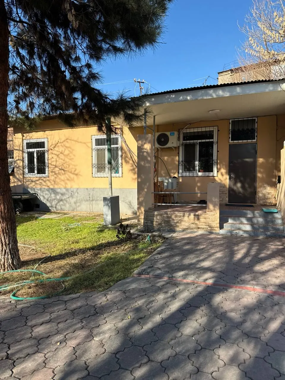 Сотилади 5 хонали ҳовли уй, 5 сотих, 110 м² — Юнусобод тумани