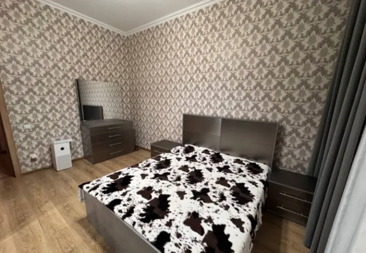 Сдаётся 3-комнатная квартира, 72 м², 5/8 этаж — Яккасарайский район