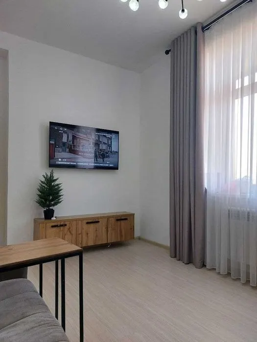 Сдаётся 4-комнатная квартира, 100 м², 8/8 этаж — Яккасарайский район
