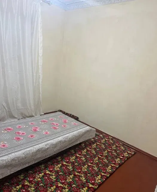 Сдаётся 4-комнатная квартира, 113 м², 4/5 этаж — Мирабадский район