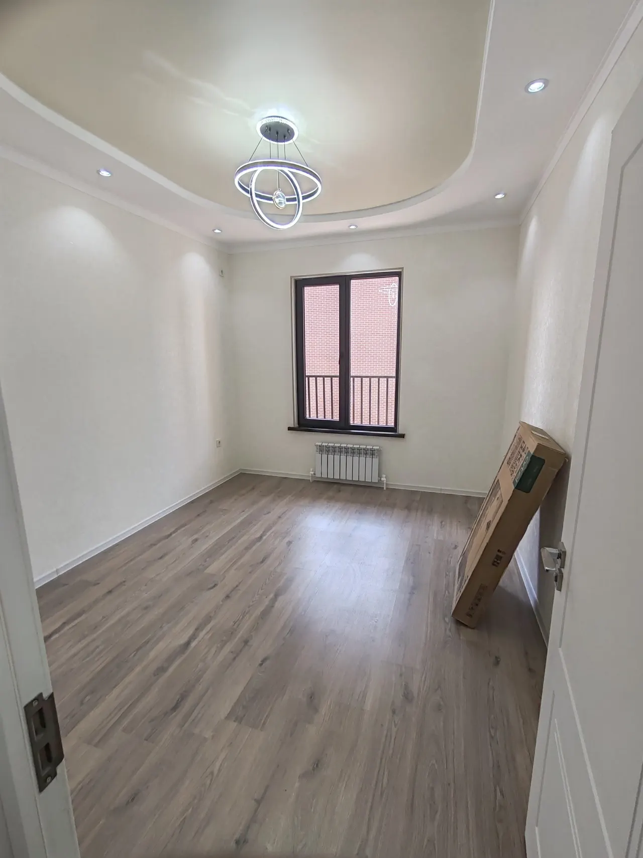 Сотилади 3 хонали квартира, 67 м², 10/12 қават — Яшнобод тумани