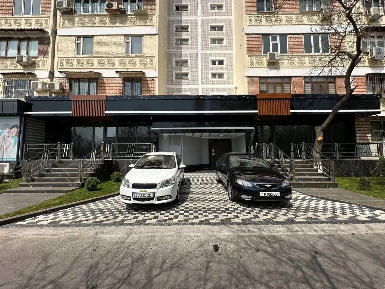 Ижарага берилади тижорат биноси, 100 м² — Яккасарой тумани